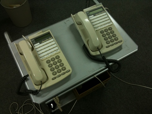 電話が故障で誰もでんわ_d0085634_15544938.jpg