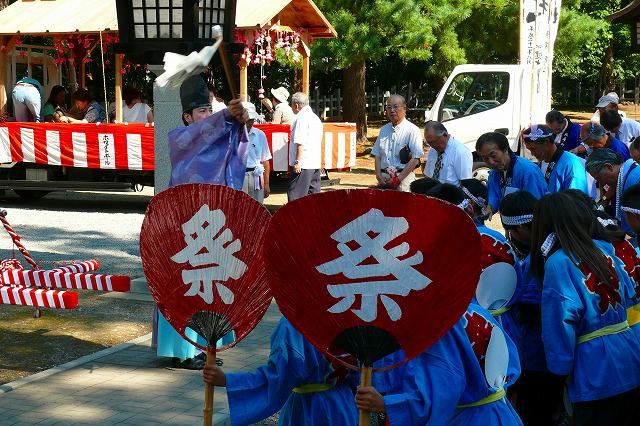 鎮守の神様のお祭りだ！！子供御神輿渡御_f0000866_7441397.jpg