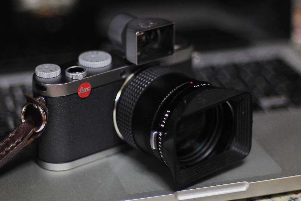 LEICA X1 に フードを : Okimu