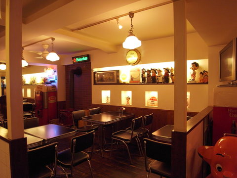 interior_a0142320_0474117.jpg