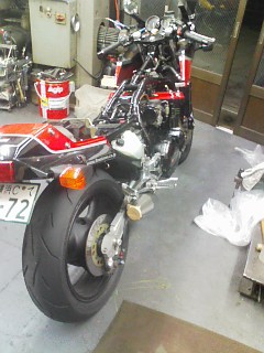 GPZ900R　洗車＆ワックス！_a0163159_23504315.jpg