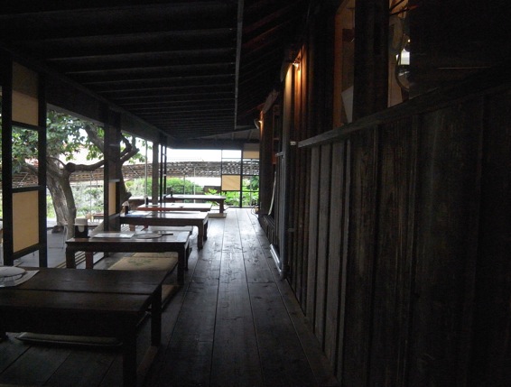 行ってみたいな 「島キッチン」_a0116902_2003240.jpg