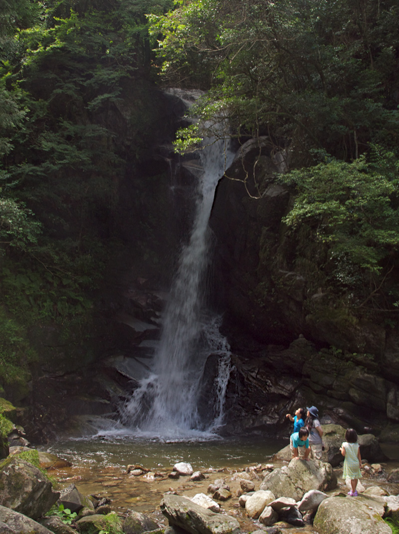 樫原湿原に行ってきました その5 花乱の滝 プチ撮り福岡そしてスケッチ 博多人物スケッチ会 街角人物デッサン