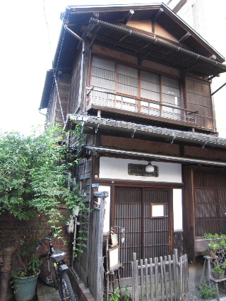 d0063149_1724491.jpg