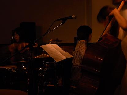 夏の思い出@グラバー邸 \"THE TOMOMI AZUMA TRIOレコ発\"_f0042307_2117625.jpg