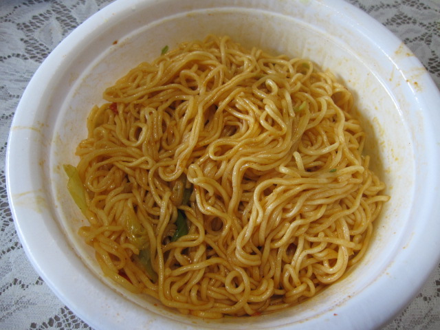 日清焼そばUFOカラムーチョ ホット・チリ味¥168_b0042308_11312578.jpg