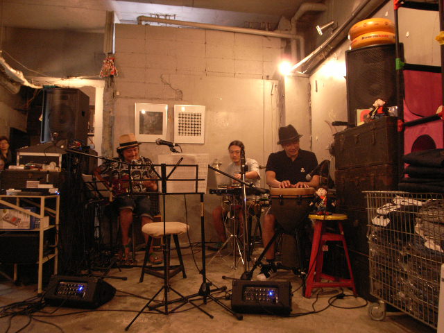 20100825 AOR(浅草 ORIENTED ROBBERS)_c0140560_12114984.jpg