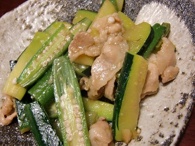 夏野菜炒め・味覇（ウエイパー）で_f0182568_2031167.jpg