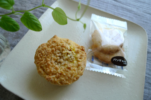 『パンダ菓子店 +カフェ』さん_b0142989_0234837.jpg