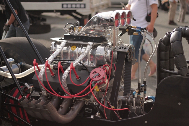 DRAG RACE_a0095515_1139566.jpg