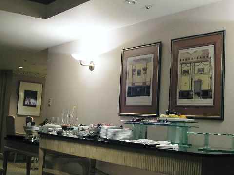 【ヨコハマグランドICホテルのクラブラウンジ】_b0009849_1921364.jpg