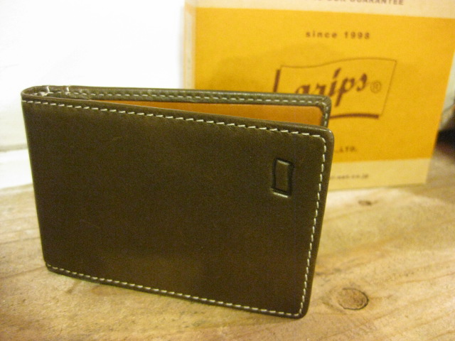 NEW  GRIPS Wallet_a0108963_22181878.jpg