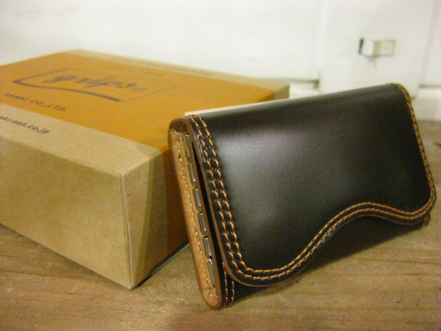 NEW  GRIPS Wallet_a0108963_2284865.jpg