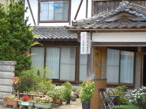 b0159611_2223471.gif