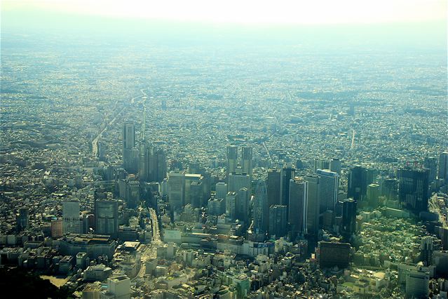 新宿上空