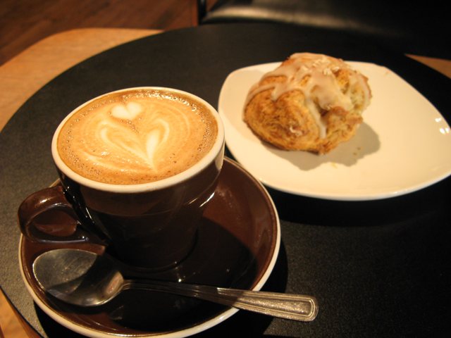 名バリスタのいるカフェ*　Dark Horse Espresso bar_c0126120_8494115.jpg