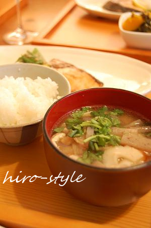 はまちの塩焼き定食_c0128886_1756781.jpg