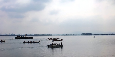 びわ湖ペーロン大会_f0163105_1948395.jpg