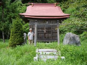 十両 福島県郡山市中田町下枝字六合内鶴石神社：双鶴の鶴石_f0125073_13501961.jpg