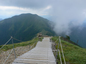 剣山登山記（その８）_c0034228_2383538.jpg