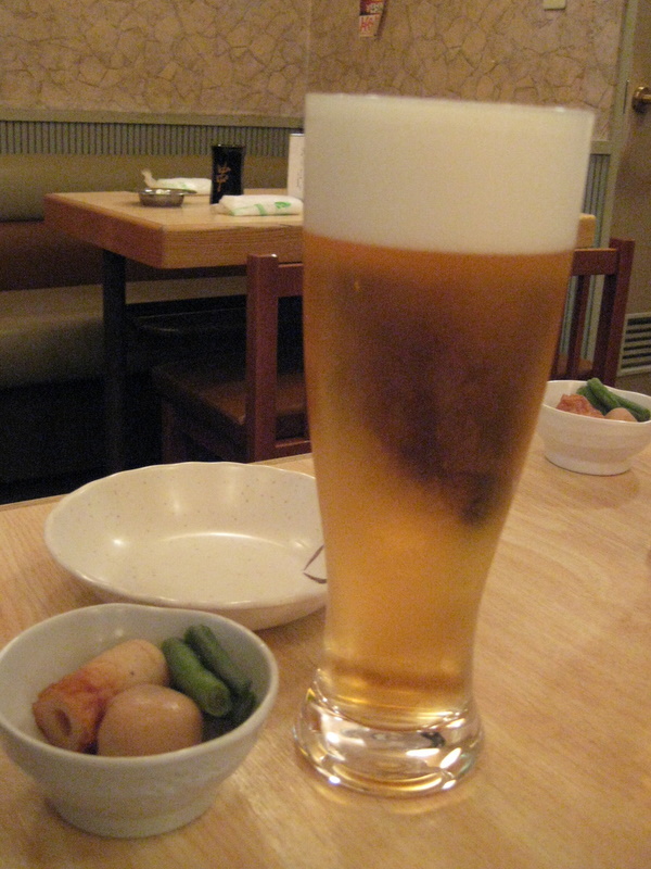 神田で梯子酒(1)やきとんで一杯@二番鶏[神田/東京]_c0013687_19525196.jpg