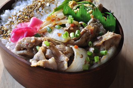 キューピー具のソースで韓国焼肉味弁当_b0171098_7471868.jpg
