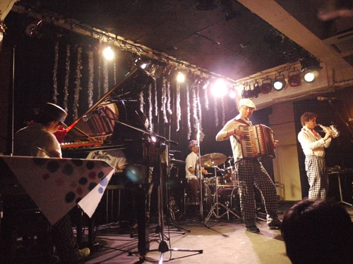 f0063241_21595590.jpg