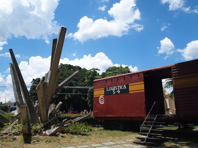 f0051186_26088.jpg