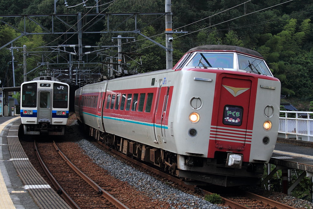 早朝から撮り鉄２（岡山駅～備中高梁駅～王寺駅）_a0123415_11542340.jpg