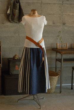May Me × CAFE UTOKU_b0173176_11402345.gif