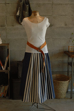 May Me × CAFE UTOKU_b0173176_11405450.gif