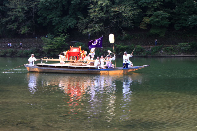 松尾大社 八朔祭女神輿1_e0048413_17415813.jpg