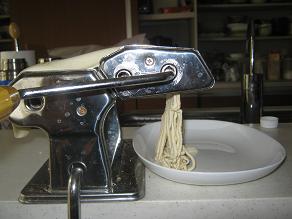 久しぶりです、手打ち麺_a0139242_2125664.jpg