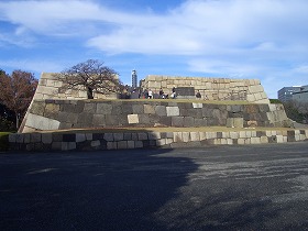 江戸城天守の歴史　（江戸城本丸ツアー）_c0187004_14334467.jpg