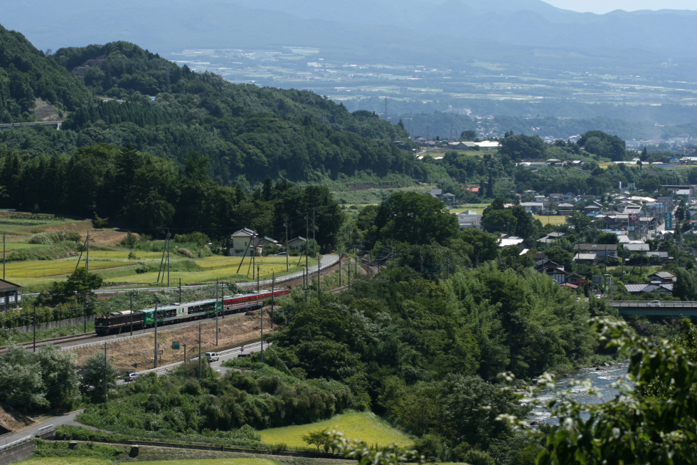 残暑の上越線D51498(4) -赤城山と後閑築堤-_b0190710_234637.jpg