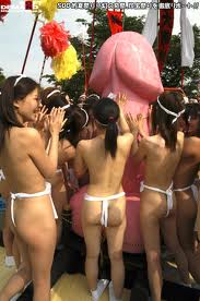 なんじゃーこりゃー???:天下の奇祭「かなまら祭り」_e0171614_10374591.jpg