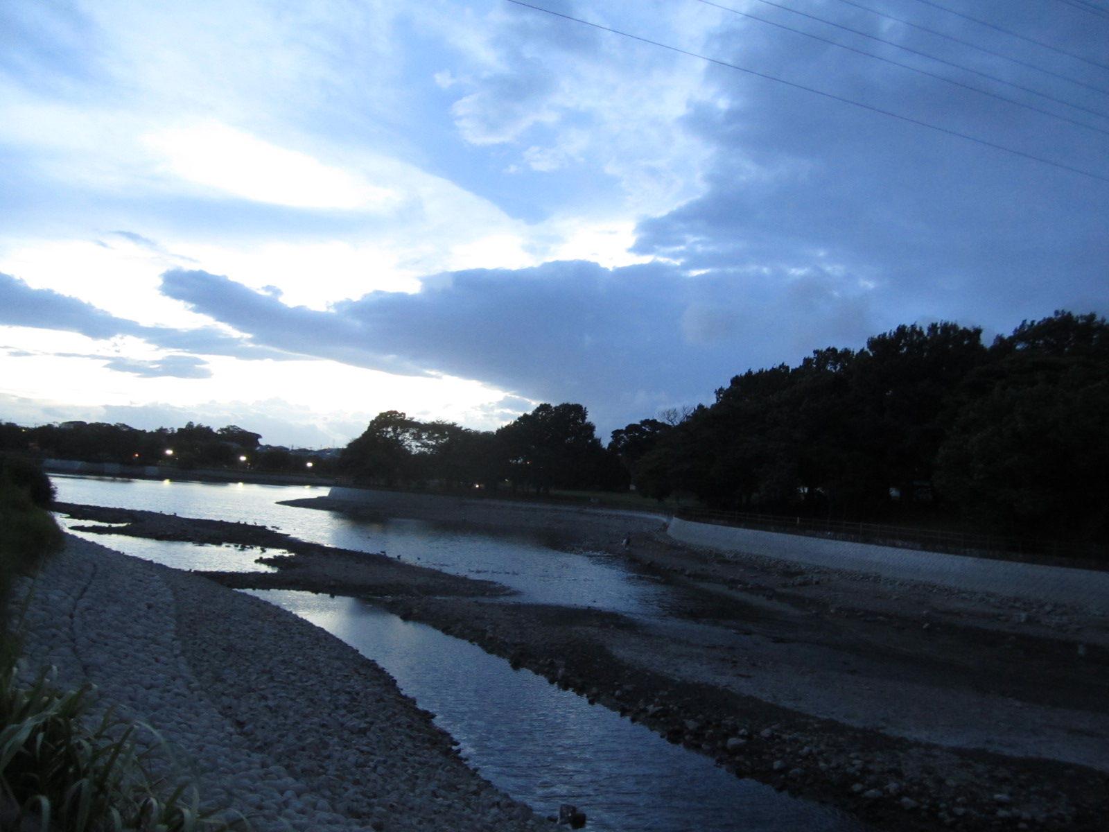 ちょっぴりさみしい晩夏…_c0219815_22114285.jpg