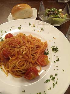 f0128475_1172135.jpg