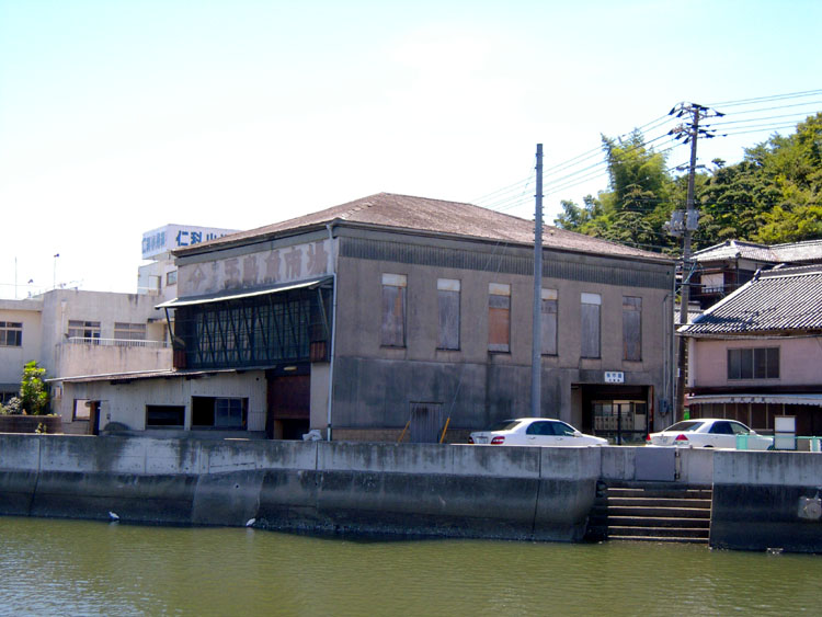 魚市場_f0130879_2315154.jpg