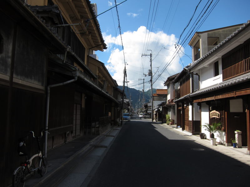 旅の最終日は一人旅、歴史ある建物がそのまま残る備中高梁ー2010夏・青春18切符の旅⑥_e0138081_1929784.jpg