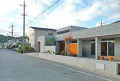 沖縄・与那原の家_b0014003_20151891.jpg