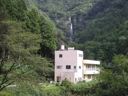 ここに 行ってきた~_d0174707_13175690.jpg