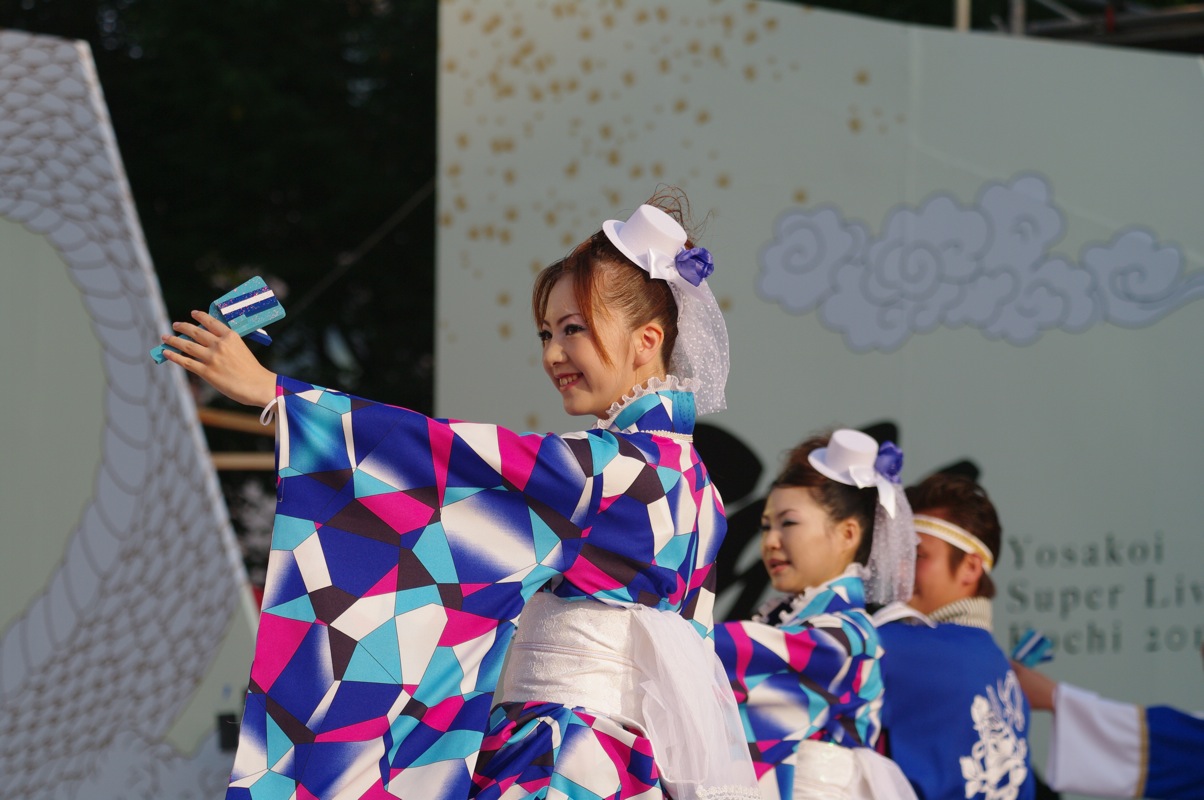 高知よさこい２０１０全国大会　その２９（ドリーム夜さ来いオフィシャルチーム）_a0009554_22405443.jpg