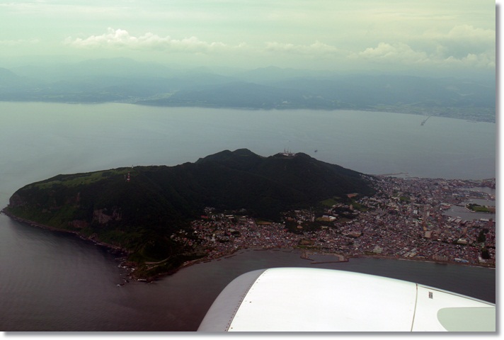 夏休み旅行 2010 vol.1  函館発仁川行_b0171523_12262288.jpg