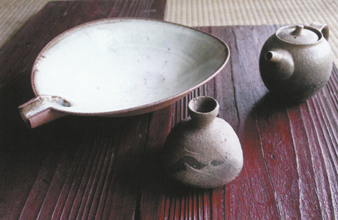 中川浩道作陶展21日まで_e0109554_811571.jpg