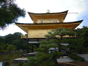 旅日記－２　「鹿苑寺」_e0033570_1926733.jpg