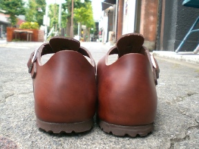 BIRKENSTOCK_c0223529_1455105.jpg