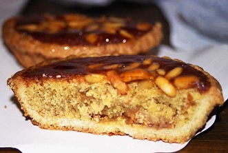 Tartelette aux amandes ; タルトレット オ ザマンド_d0165841_11522689.jpg