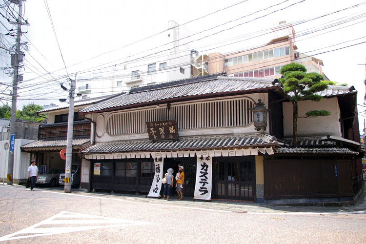 カステラの老舗_f0130879_025128.jpg