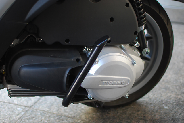 PIAGGIO MP3 hybrid_d0099181_1121458.jpg